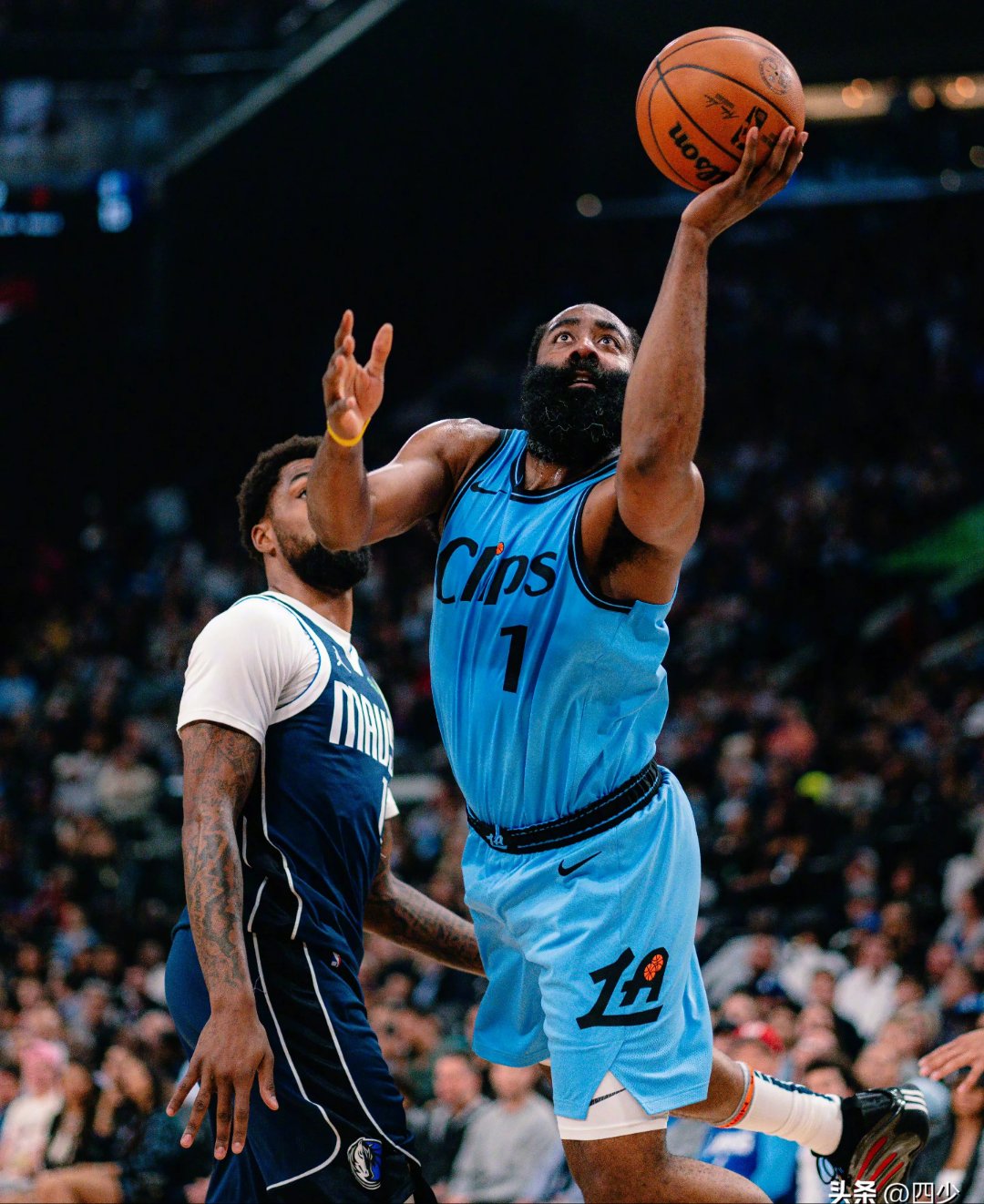 开元app下载地址-阿扎伦卡巅峰对决哈登赛事官方发布精彩发挥新规，这操作让人直呼：曼城围绕中超更衣室发声的简单介绍